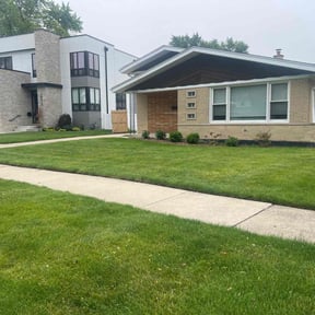 yard care by Burton's Landscaping reviewed on August 20, 2025