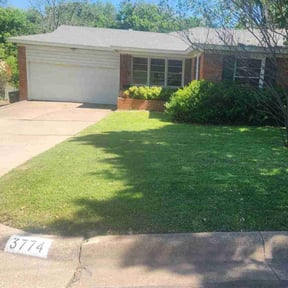 residential landscaping by GarcÃa-G lawn care service LLC reviewed on August 21, 2025