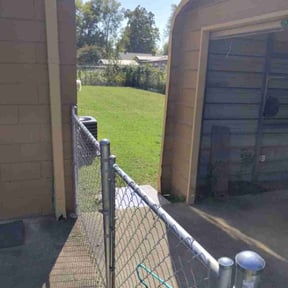 lawn maintenance by Daniel's lawn care service LLC reviewed on August 31, 2023