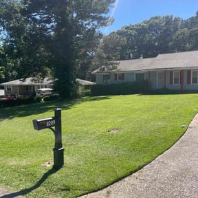 yard work by JD's Lawn Care reviewed on November 24, 2025