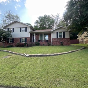 residential landscaping by Schlener Lawn Care reviewed on August 15, 2025
