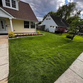 yard care by SRC Lawn Care reviewed on August 21, 2025