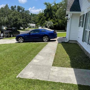 lawn care services by Rogers Lawn care reviewed on August 18, 2025