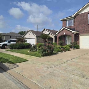 lawn care by Warriors lawnscaping reviewed on August 15, 2025