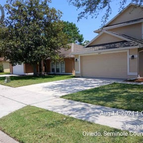 Long Grass Cleanup by Avon Landscaping LLC reviewed on November 21, 2025