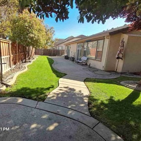landscaping services by MY LANDSCAPER reviewed on August 18, 2025