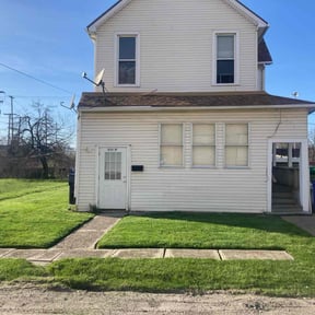 landscaping by L&L pressure washing and lawn service reviewed on August 18, 2025