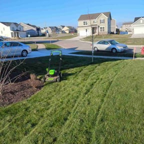 lawn service by Shaggy cuts,INC reviewed on January 7, 2023