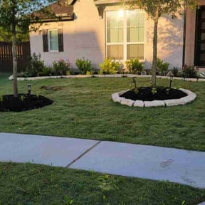 landscape maintenance by Santi landiscaping reviewed on August 18, 2025