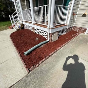 Mulching by Land Elements inc reviewed on August 18, 2025