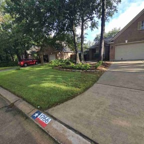 landscaping services by Migos summer lawns reviewed on August 15, 2025