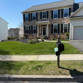 lawn maintenance by Polanco Abel Lawn Care reviewed on May 26, 2025