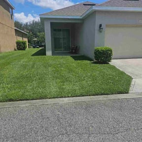 landscape maintenance by Franco LawnCare reviewed on September 8, 2023