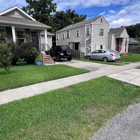 yard care by Johnny's lawn reviewed on August 16, 2025