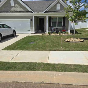lawn care services by Scotton Complete Lawn Care reviewed on May 26, 2024