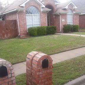 Leaf Removal by HI-POWER LLC reviewed on October 1, 2025