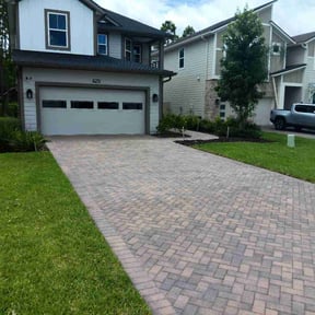 landscape maintenance by Pro-Lawn-Care 1 reviewed on August 16, 2025