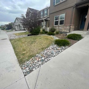 Flower Bed Weeding by Kelly Lawn Care reviewed on May 24, 2026