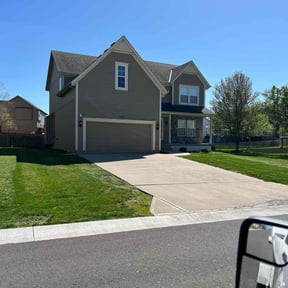 landscape maintenance by James McCann reviewed on November 22, 2025