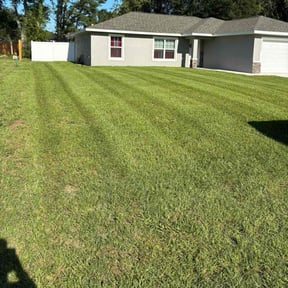 lawn maintenance by Jeff Sidener reviewed on August 21, 2025
