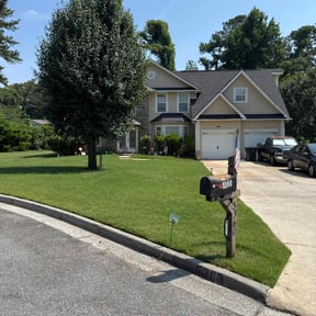 landscaping by Jacob&#039;s Lawncare reviewed on November 23, 2025