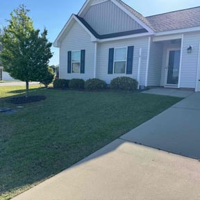 yard work by EMP Lawn Services, LLC reviewed on August 20, 2025