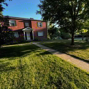 yard service by Fazal Management Group LLC reviewed on November 23, 2025