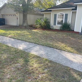 Leaf Removal by Hall&#039;s lawn service &amp; clean up reviewed on September 21, 2025