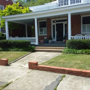 Bush Trimming by SLC Groundskeepers reviewed on August 20, 2025