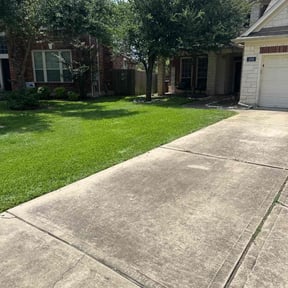 landscaping by Wildflower Lawn Care Company reviewed on January 7, 2026