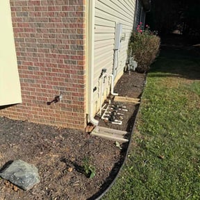 Flower Bed Weeding by EOW 618 lawn care reviewed on August 19, 2025