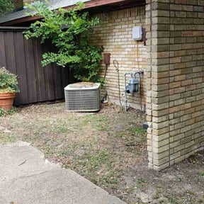 Bush Trimming by Sir Knights Lawn Care reviewed on August 18, 2025