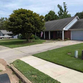 landscape maintenance by Jack Rabbit Lawncare reviewed on August 17, 2025