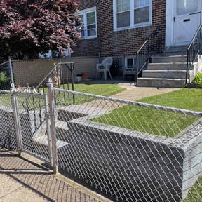 yard work by Brooks Building Services LLC reviewed on August 17, 2025