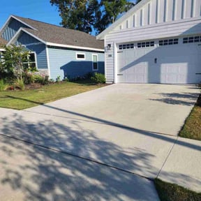 landscaping services by Falcon Griffin llc reviewed on December 25, 2025