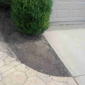 Flower Bed Weeding by S.O.S Lawn Care and Maintenance reviewed on August 17, 2025