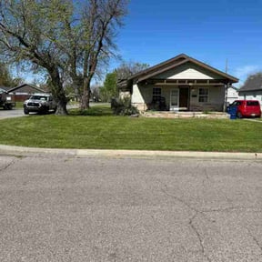lawn service by Amaya Landscaping reviewed on May 4, 2024