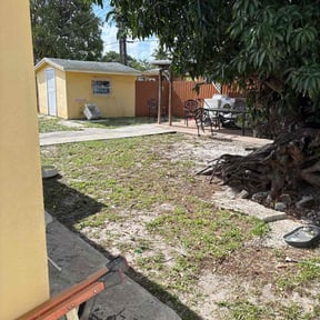 Leaf Removal by Reliable Maintenance Solutions reviewed on September 16, 2025