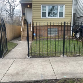 Leaf Removal by dustin&#039;s lawncare service reviewed on September 19, 2025