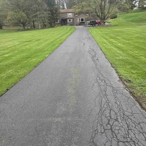yard service by Palmer Family Lawn reviewed on August 18, 2025