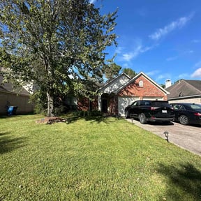 yard care by Supreme Home Services reviewed on January 5, 2026