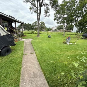 landscaping services by MVP Lawn & Landscaping reviewed on August 14, 2025