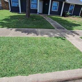 residential landscaping by Spur LandCare reviewed on August 20, 2025