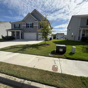 yard maintenance by J&A Affordable Landscape reviewed on August 17, 2025
