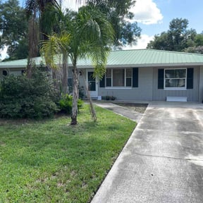 landscaping services by J&#039;s Lawn Care reviewed on November 26, 2025