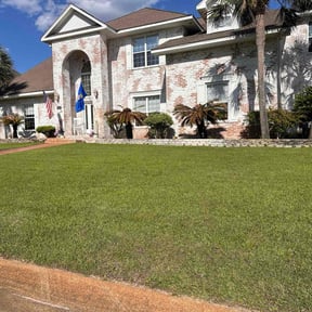 grass maintenance by Charles G Landscaping LLC reviewed on April 23, 2025