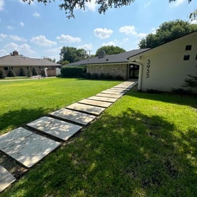 lawn care services by Man & Mower reviewed on August 17, 2025