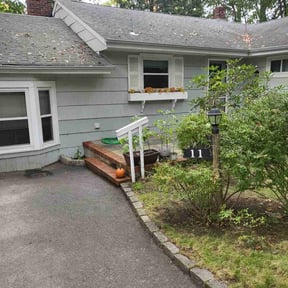 Leaf Removal by Lawn Barber And Pressure Washing reviewed on September 28, 2025