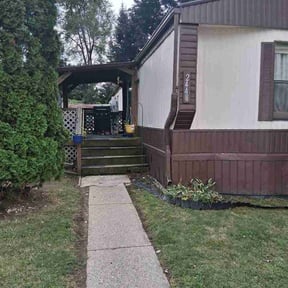 Bush Trimming by W. D. Giampa Lawn &amp; Landscapes, INC. reviewed on August 19, 2026