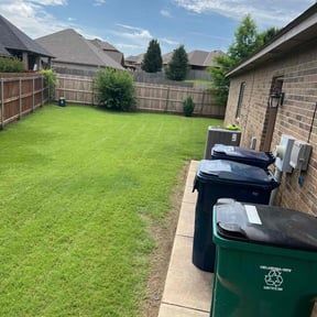 yard service by Lawn Busters LLC reviewed on August 20, 2025